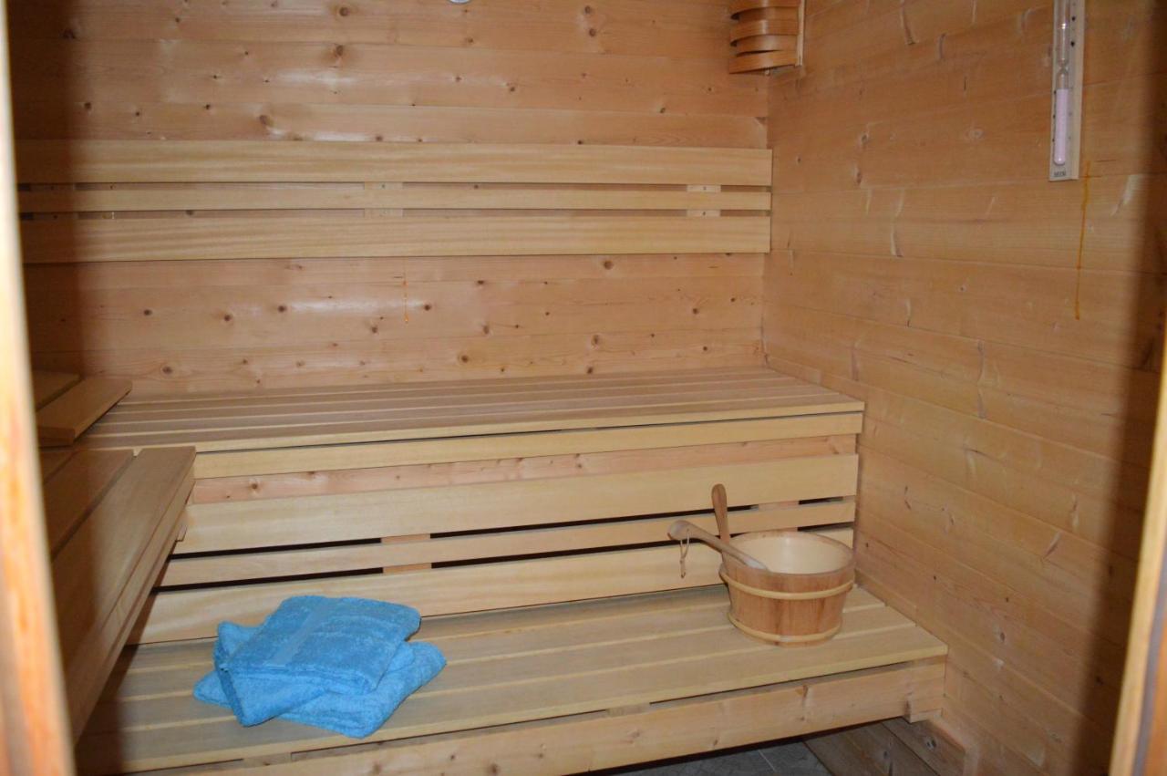 Gite De La Courtaudiere Le Petit-Pressigny Bagian luar foto